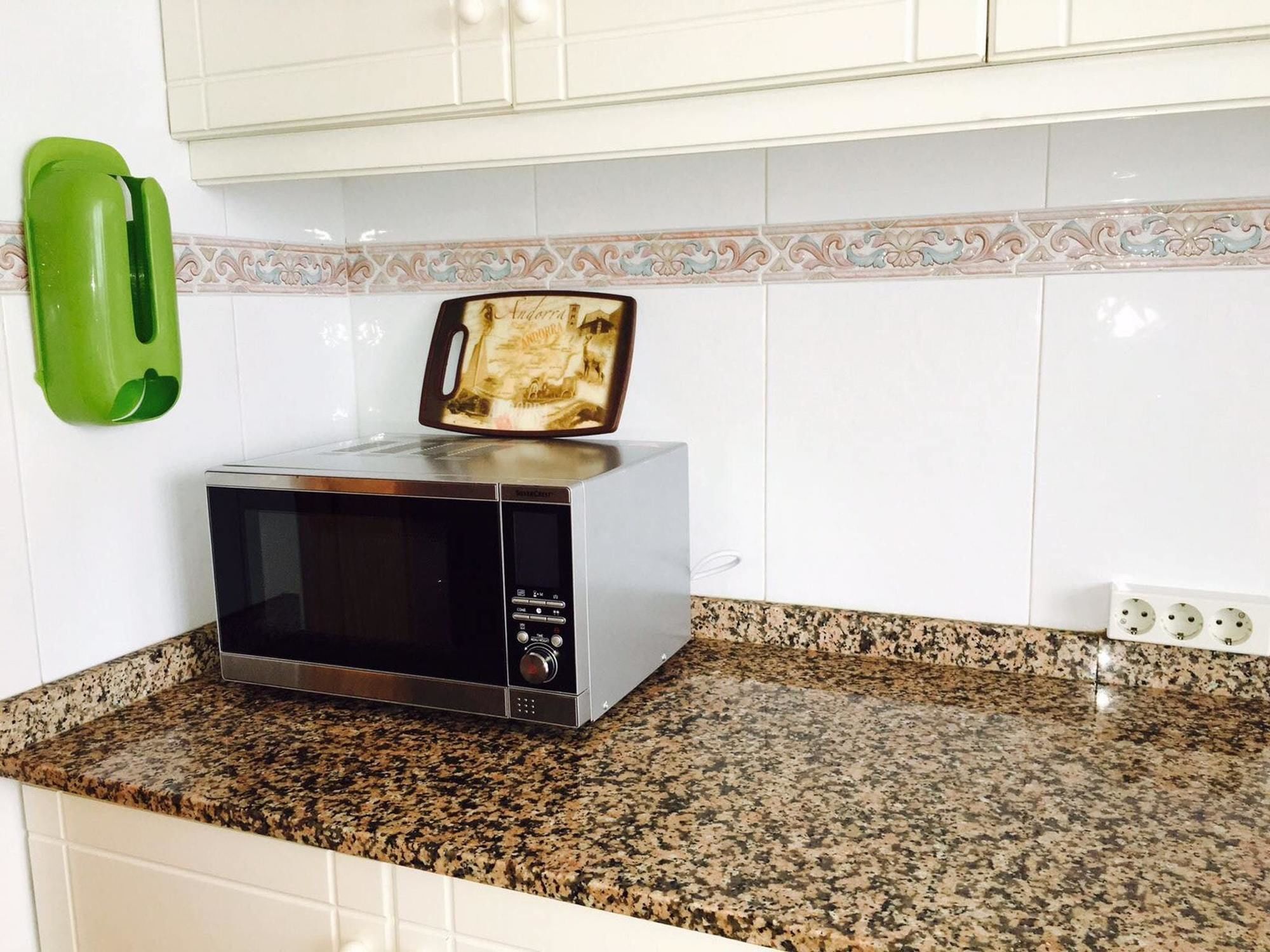 With 3 Bedrooms In Denia, With Wonderful View, Enclosed Dénia